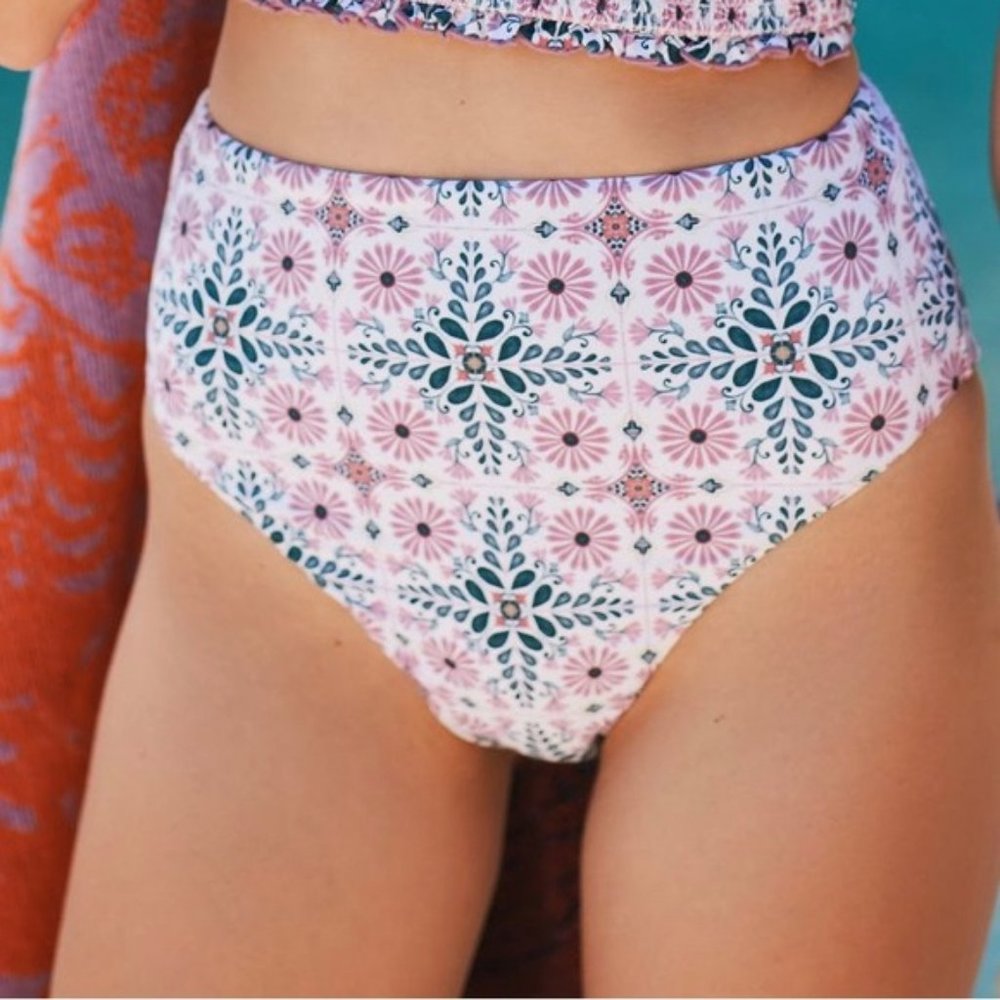 NWOT Anthropologie high waisted bikini bottoms!